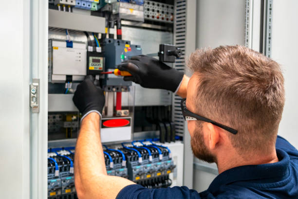 Best Commercial Electrician Services  in Shenandoah, VA